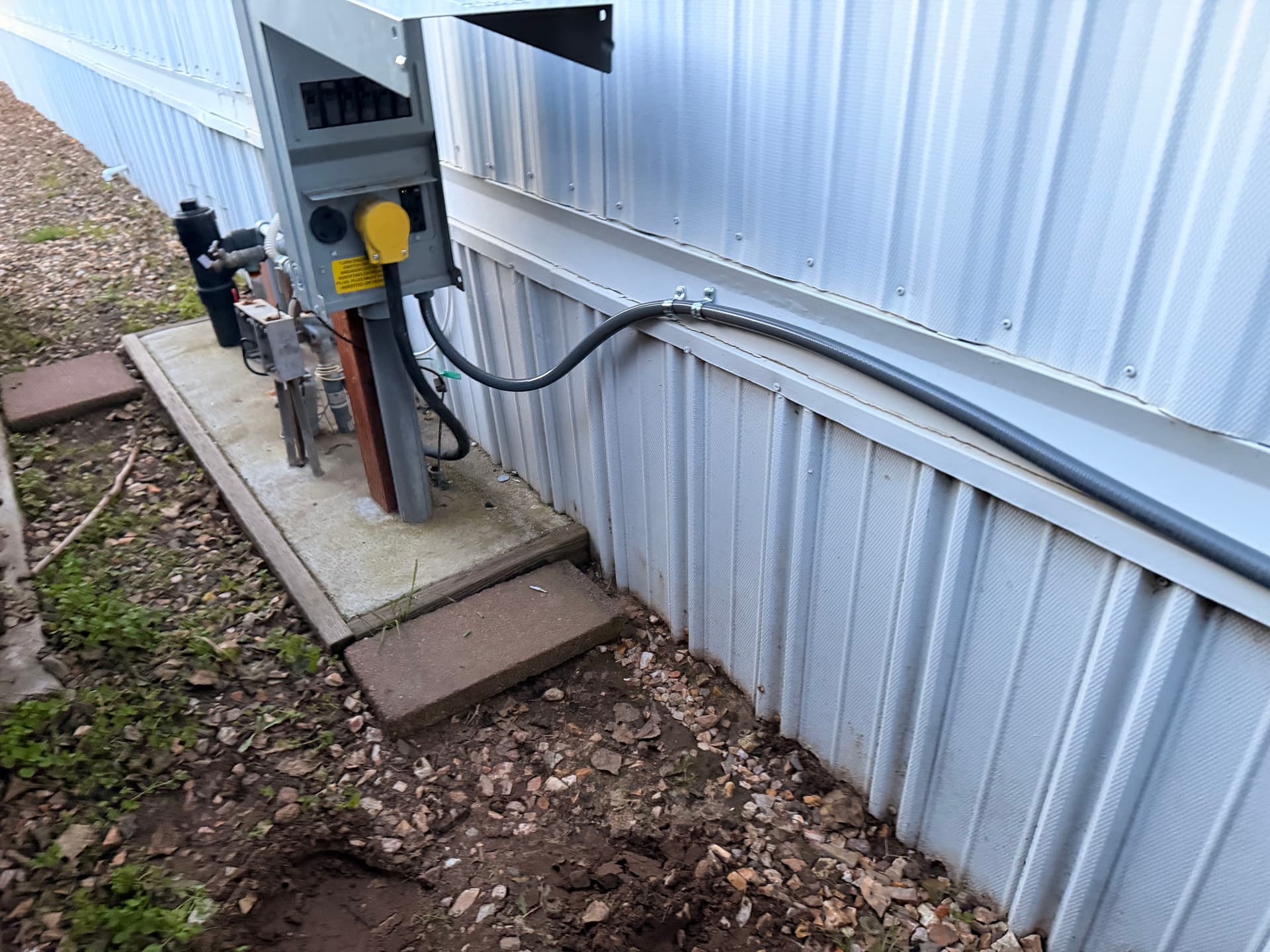 Gallery photos for Reliable Air Conditioner Power Installation in Oakley CA: Image #3