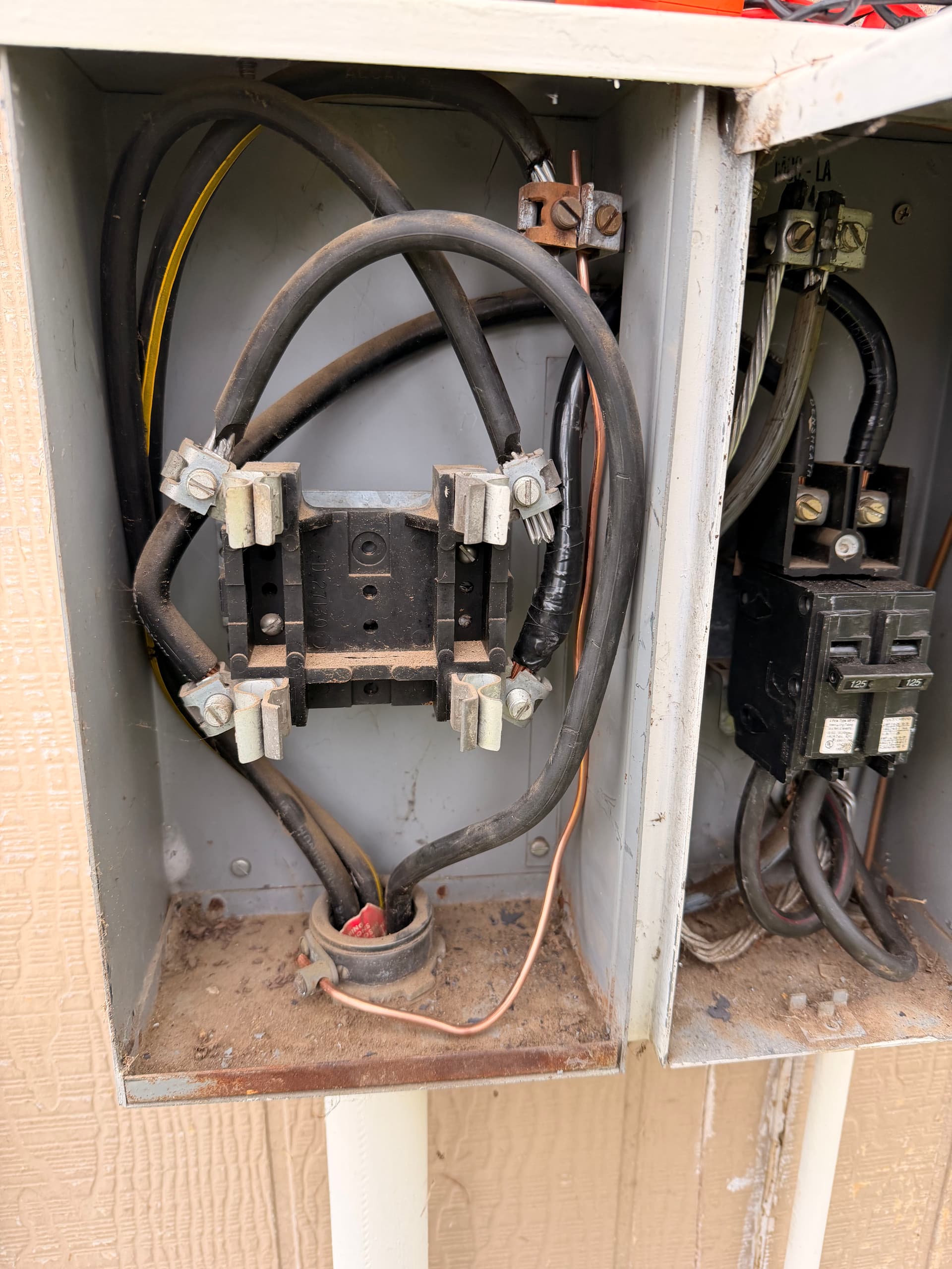 Gallery photos for Emergency Electrical Panel Repair: Image #1