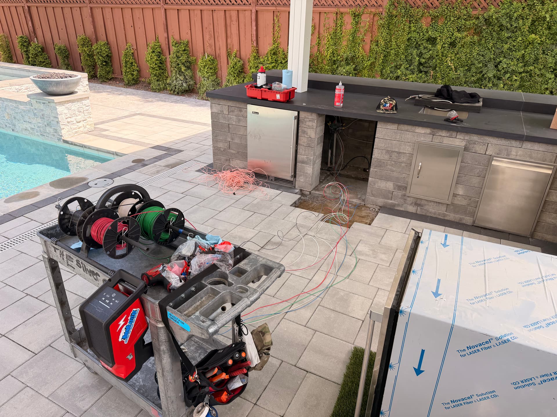 Gallery photos for Full Electrical Hookup for an Outdoor Kitchen and Patio: Image #8