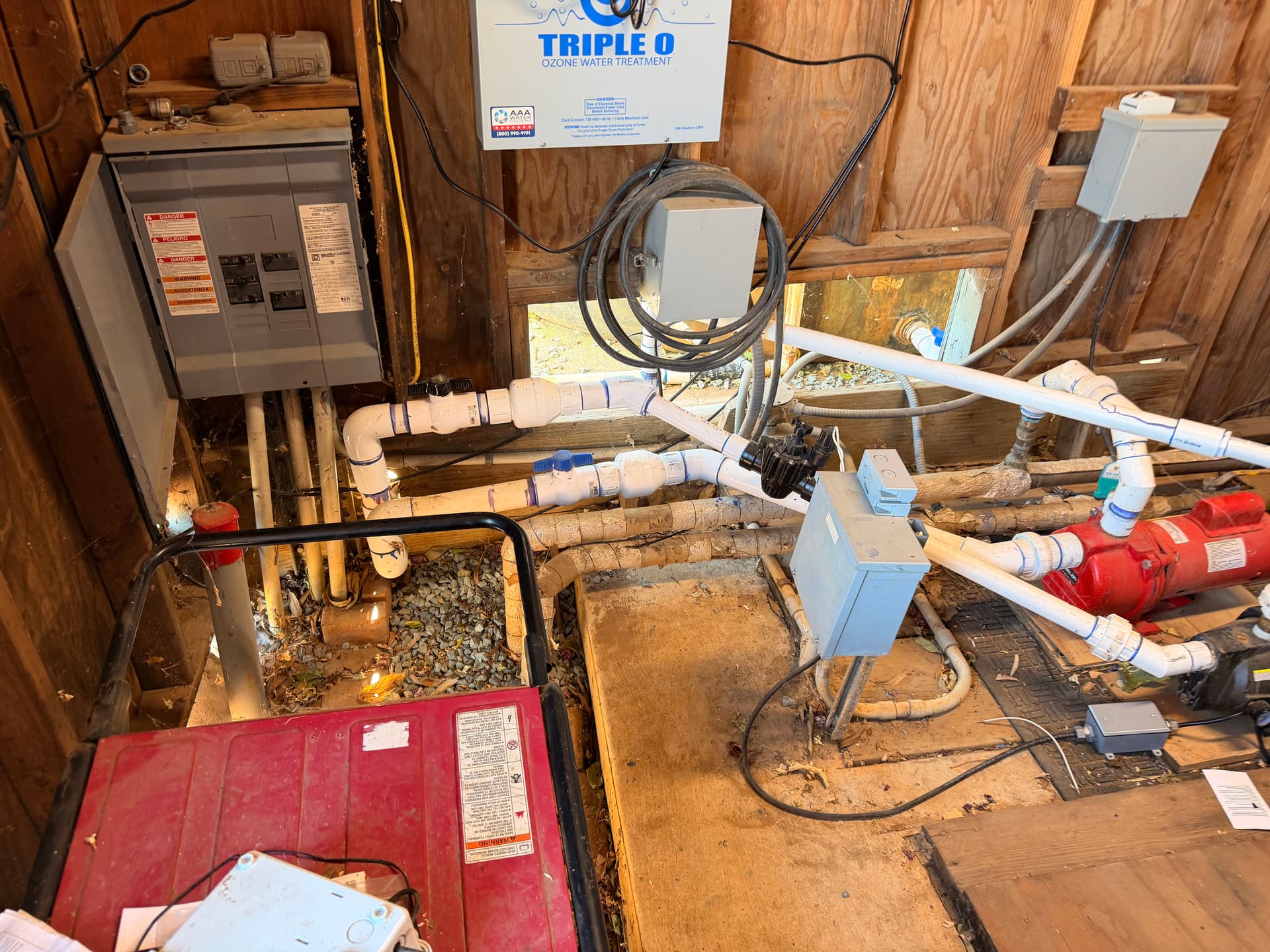 Gallery photos for Well Pump Electrical Troubleshooting That Got the Water Flowing Again: Image #2