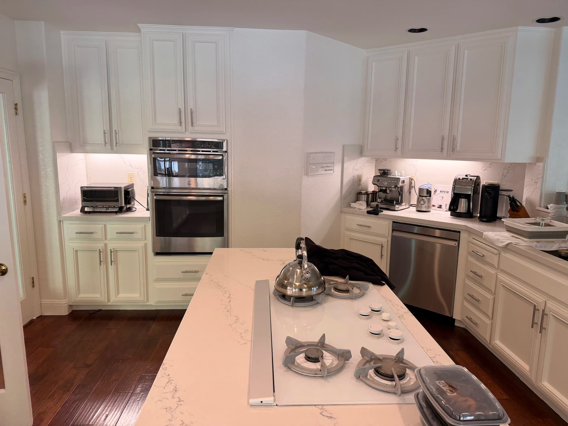 Gallery photos for Under-Cabinet LED Lighting Upgrade for a Kitchen Workspace: Image #2