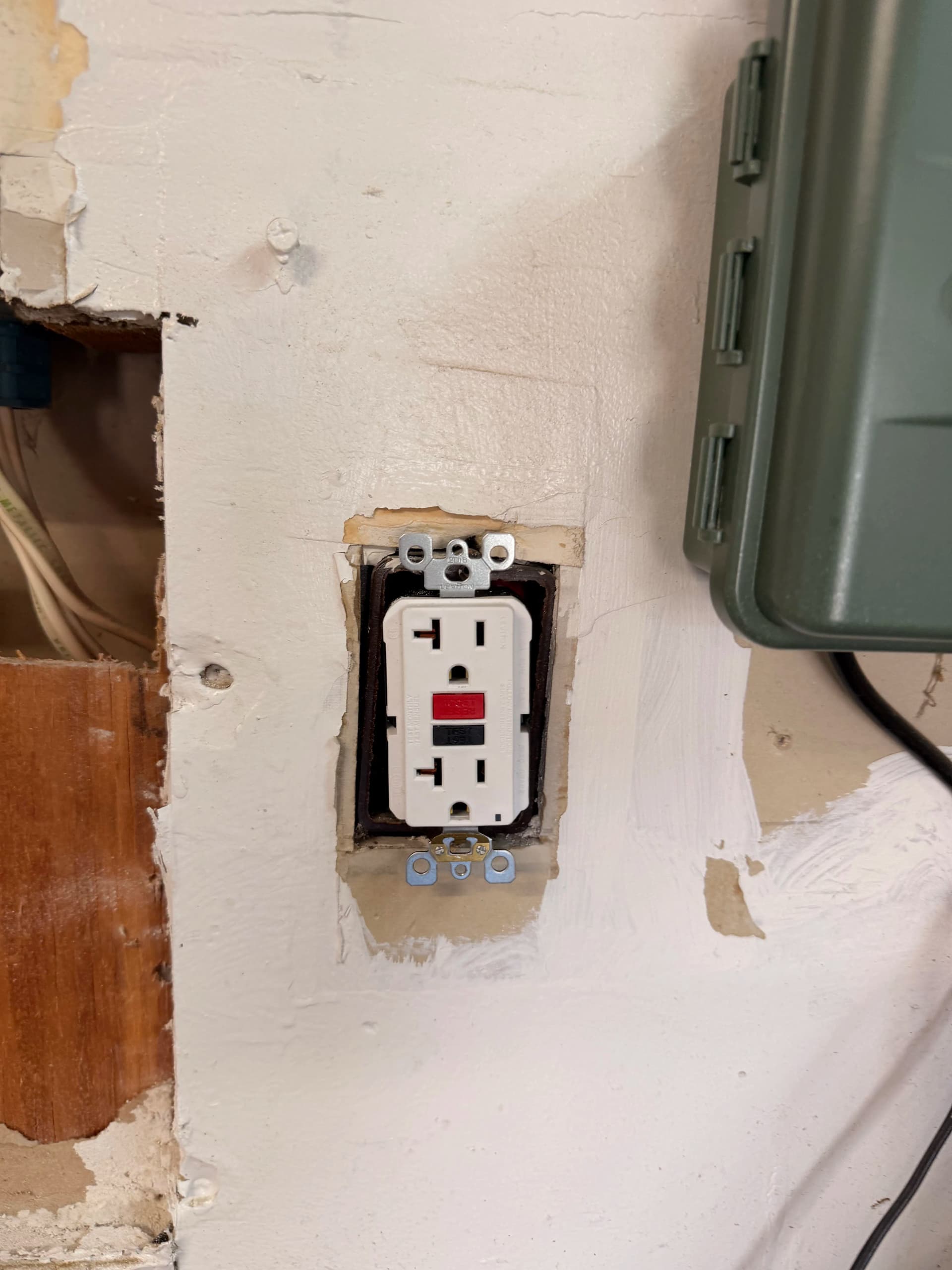 Tripping GFCI Outlet Traced Back to a Bad Breaker image