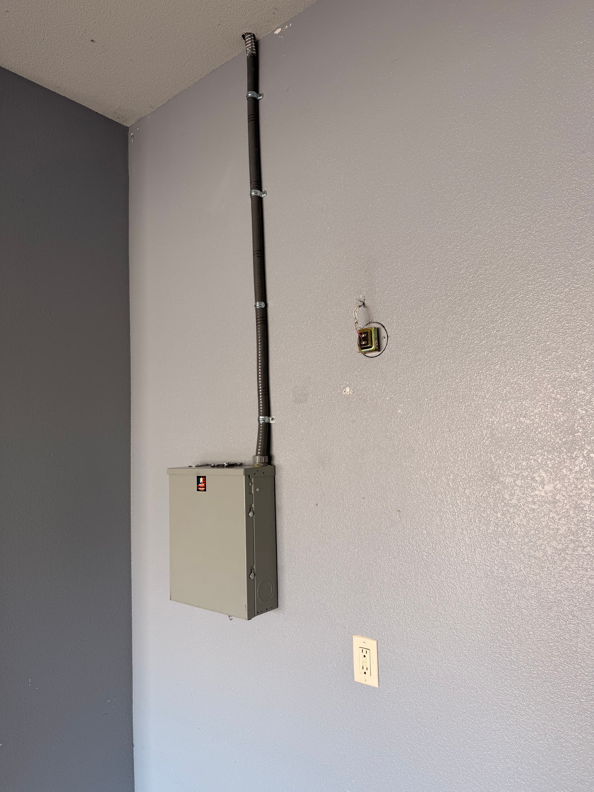 Gallery photos for Electric Subpanel Installations for Spa Preparation: Image #3