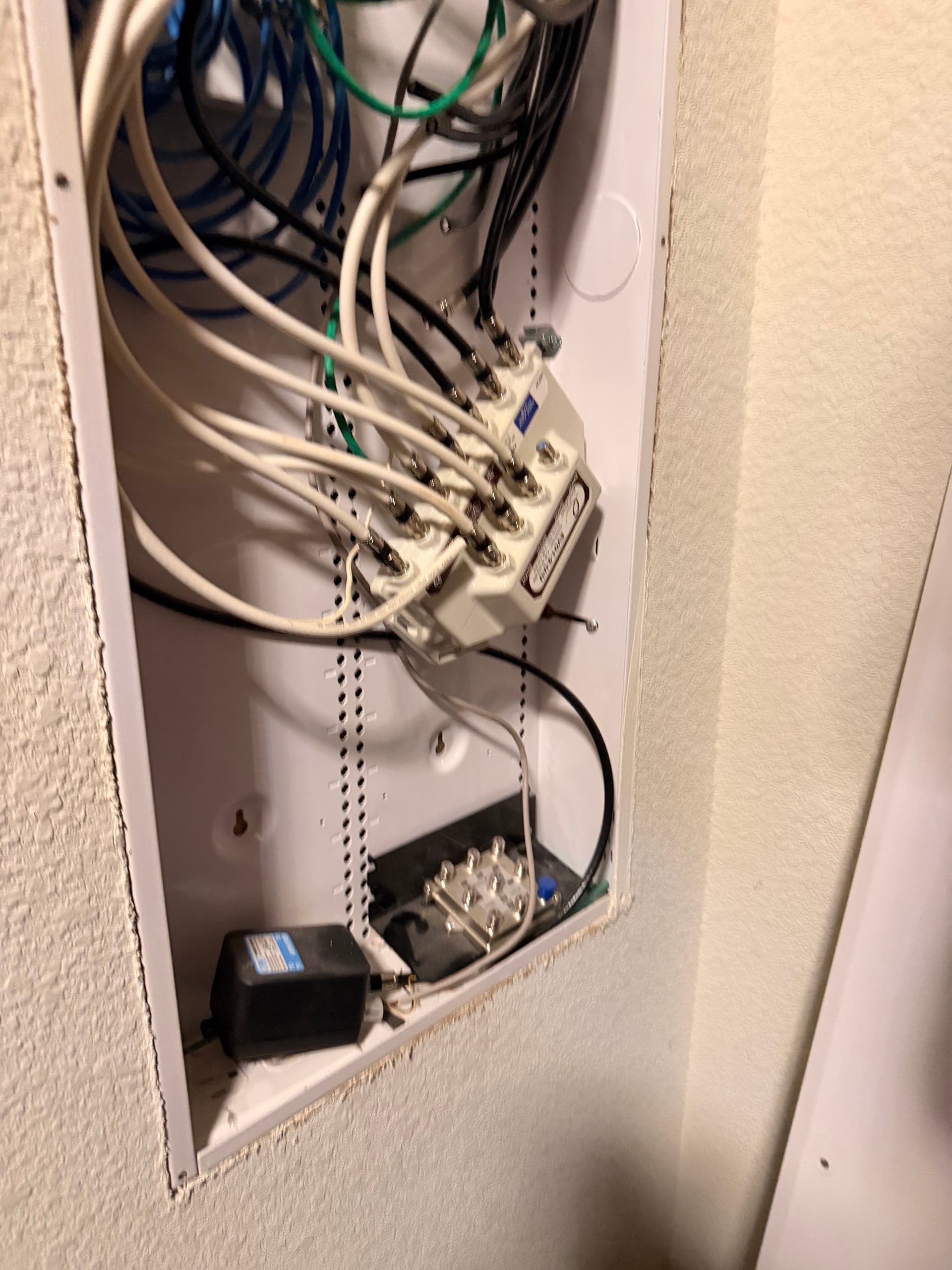 Gallery photos for That Buzzing Sound in Your Network Cabinet Has a Source: Image #1