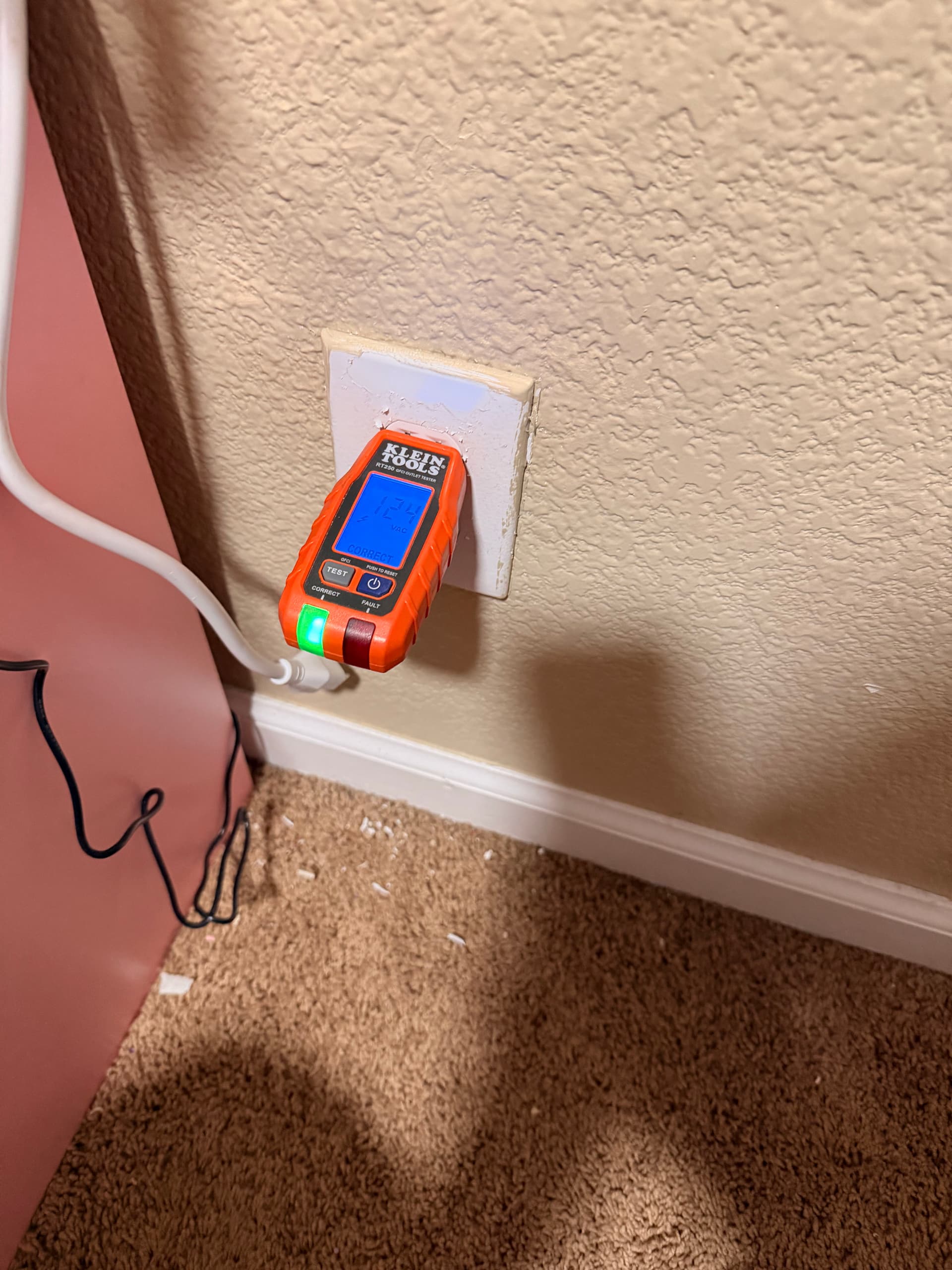 Expert Electric Outlet Installation image