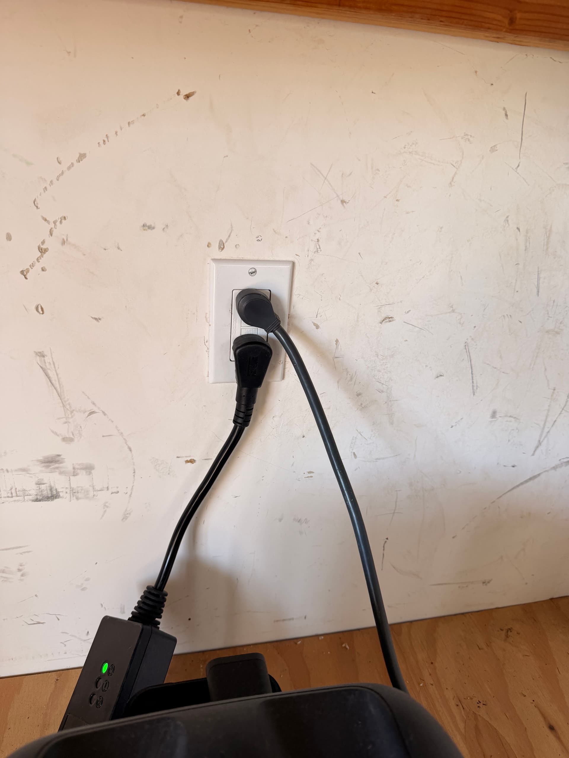 Gallery photos for Reliable Electrical Panel and Outlet Services: Image #2