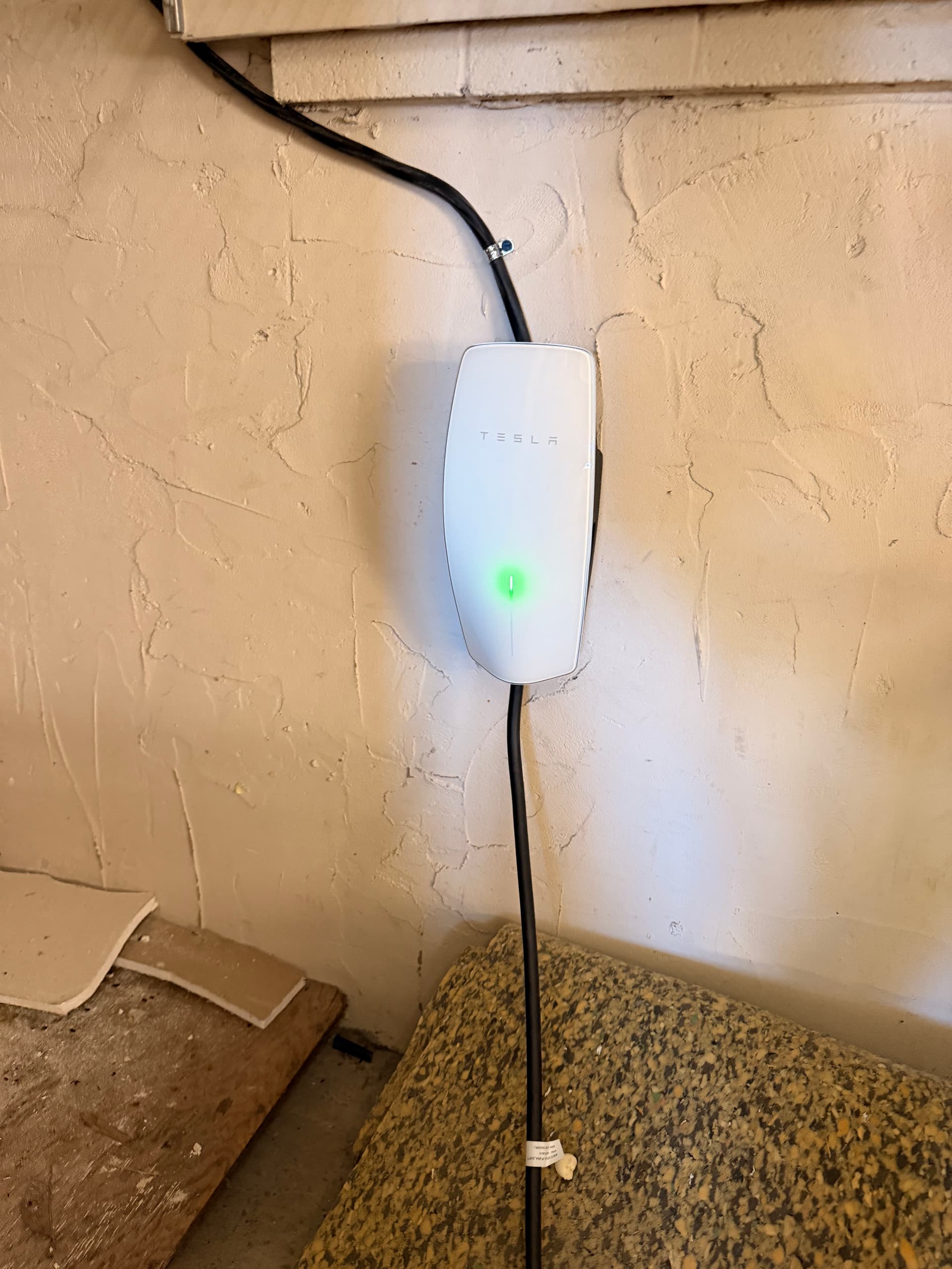 Tesla Level 2 Home EV Charger Installed With a 150-Foot Run image